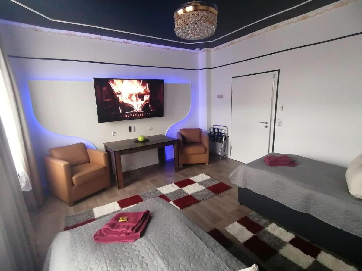 Best-Preis -Gold Suite- Mit Netflix, Self-Check-In, Ebike Ladestation, Fahrradraum, Wlan, Netflix Und Massagesessel - Direkt Am Elberadweg Im Herzen Von Wittenberge Zewnętrze zdjęcie