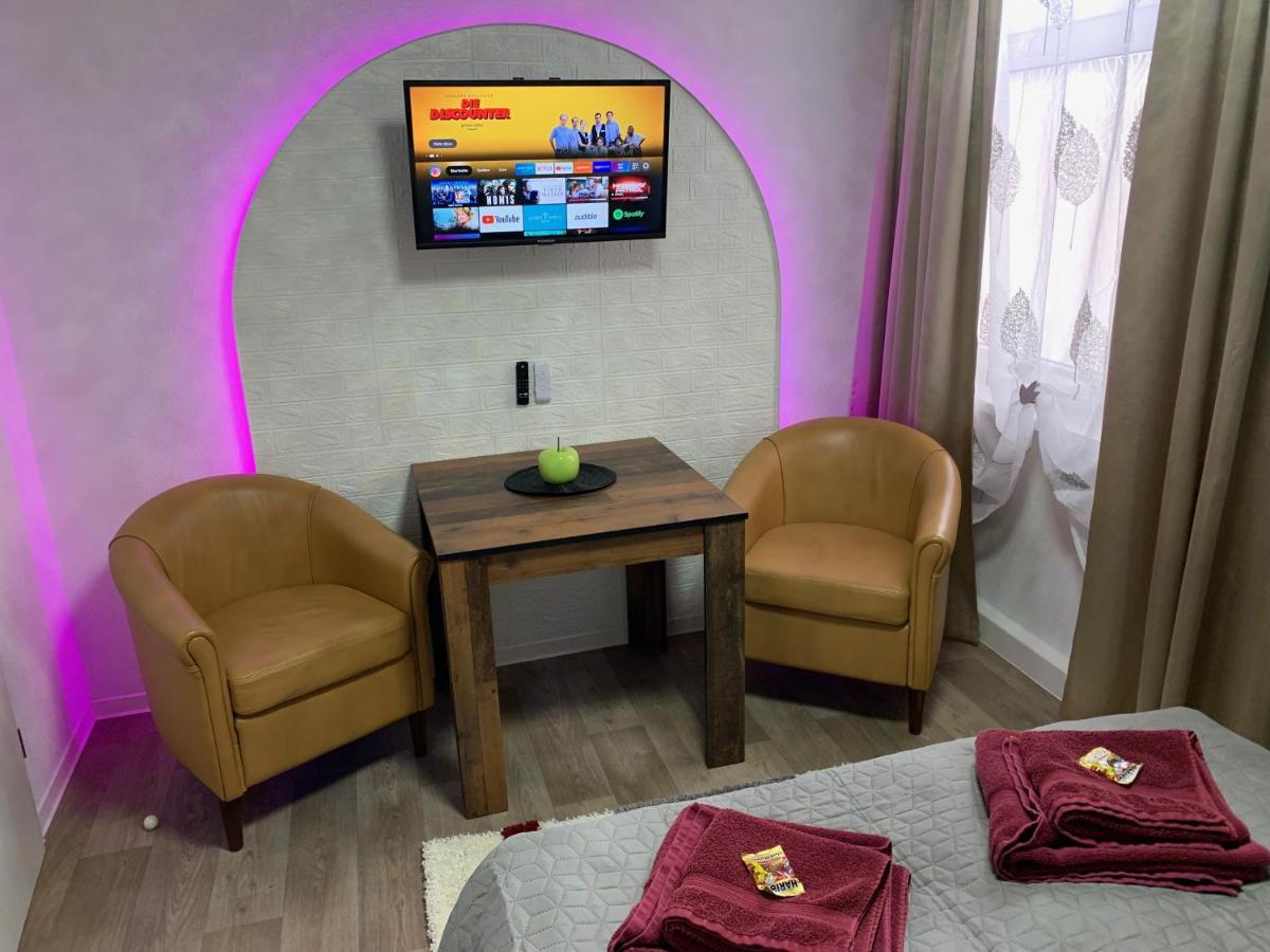 Best-Preis -Gold Suite- Mit Netflix, Self-Check-In, Ebike Ladestation, Fahrradraum, Wlan, Netflix Und Massagesessel - Direkt Am Elberadweg Im Herzen Von Wittenberge Zewnętrze zdjęcie