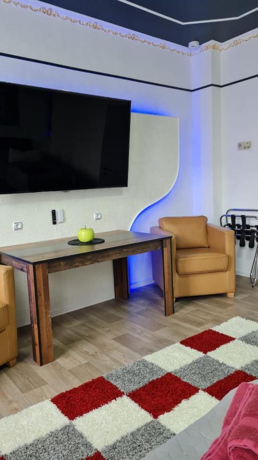 Best-Preis -Gold Suite- Mit Netflix, Self-Check-In, Ebike Ladestation, Fahrradraum, Wlan, Netflix Und Massagesessel - Direkt Am Elberadweg Im Herzen Von Wittenberge Zewnętrze zdjęcie