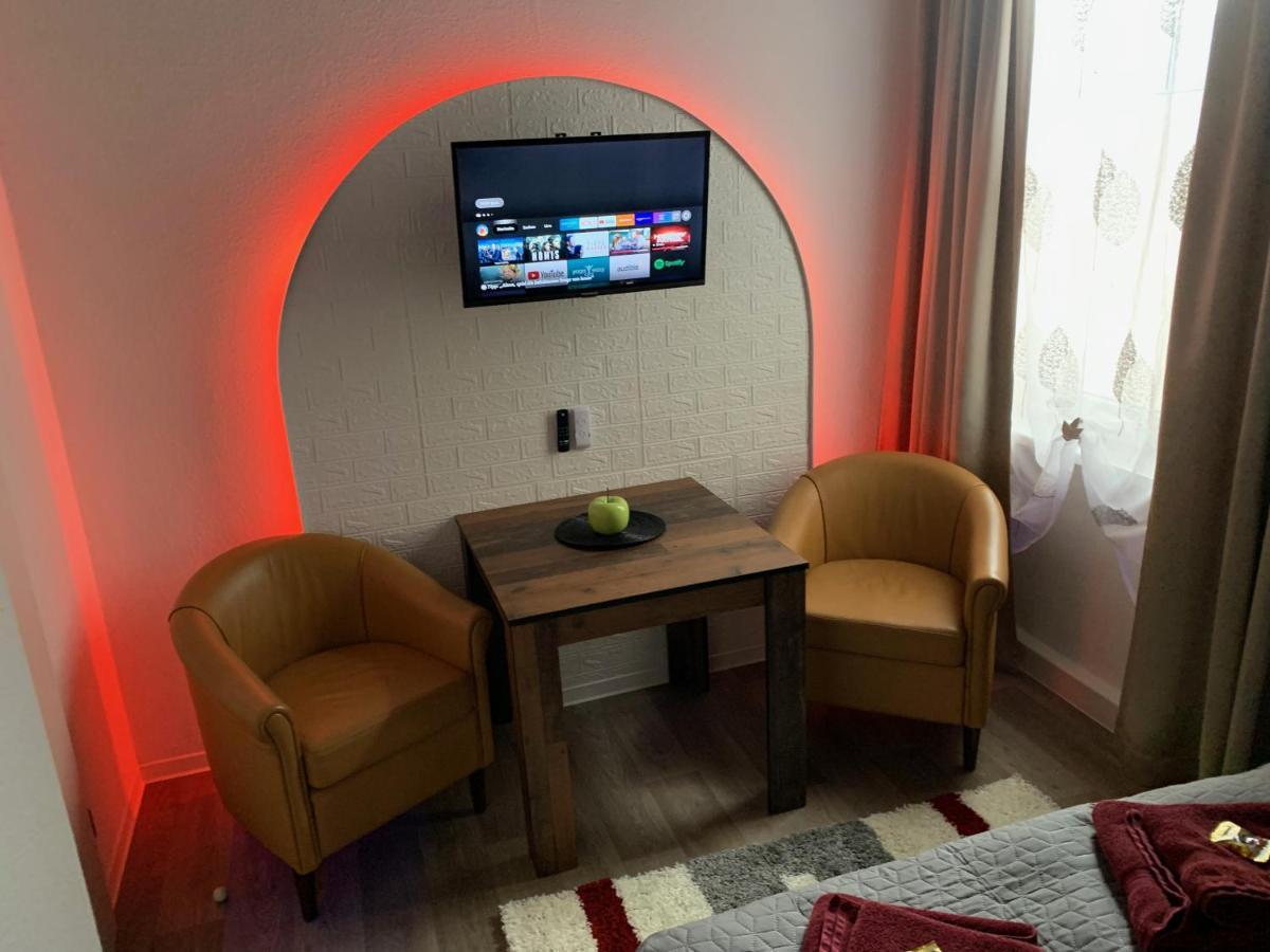 Best-Preis -Gold Suite- Mit Netflix, Self-Check-In, Ebike Ladestation, Fahrradraum, Wlan, Netflix Und Massagesessel - Direkt Am Elberadweg Im Herzen Von Wittenberge Zewnętrze zdjęcie